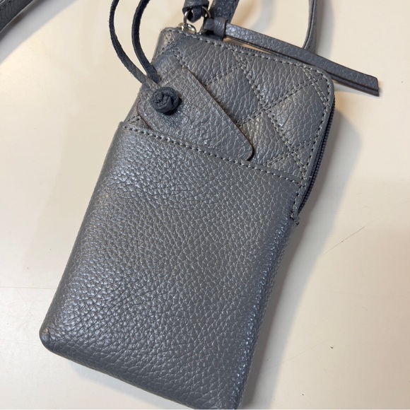 Clarks Dark Gray Leather Quilted Pattern Haft Zip closure Crossbody Bag NWOT - Picture 5 of 14